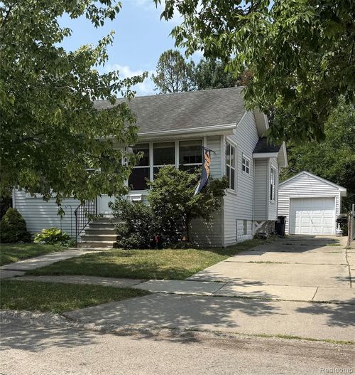 1108 S Wilson Avenue, Royal Oak, MI, 48067 | Card Image