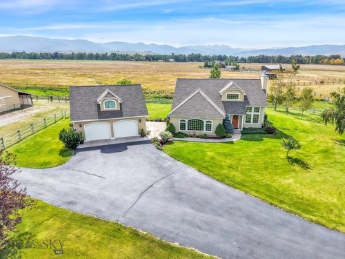 11400 Gooch Hill Rd, Gallatin Gateway, MT, 59730-9798 | Card Image