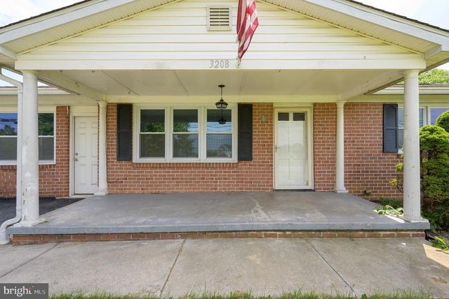 3208 Old Leetown Pike, House other with 3 bedrooms, 2 bathrooms and null parking in RANSON WV | Image 5