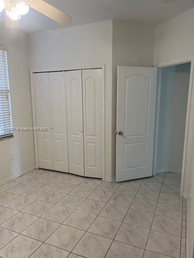 0 - 6983 Sw 161 St Pl, House other with 3 bedrooms, 3 bathrooms and null parking in Miami FL | Image 18