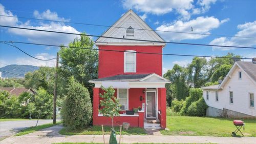 302 Patton Ave Nw, Roanoke, VA, 24016-1830 | Card Image