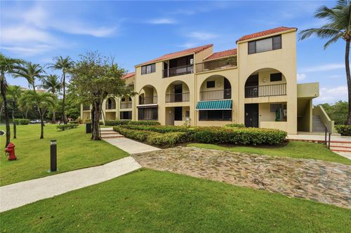 83-83 Beach Village Dr, Humacao, PR, 00791-6143 | Card Image