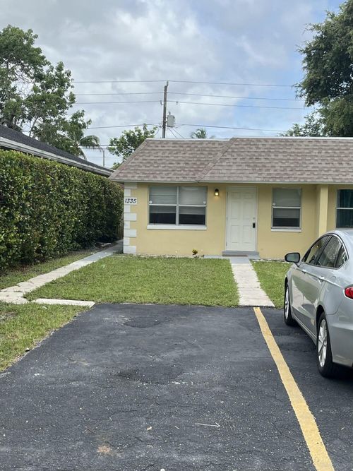 1335 Nw 7th Ter, Fort Lauderdale, FL, 33311-6001 | Card Image