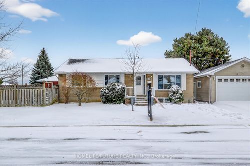 83 Pachino Blvd, Scarborough, ON, M1R4J8 | Card Image