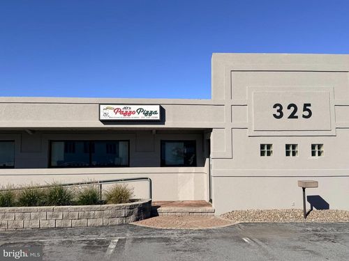 325 S Reading Rd, EPHRATA, PA, 17522-2912 | Card Image