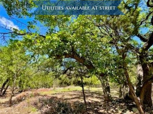 21422 Patton Ave, Lago Vista, TX, 78645-6768 | Card Image