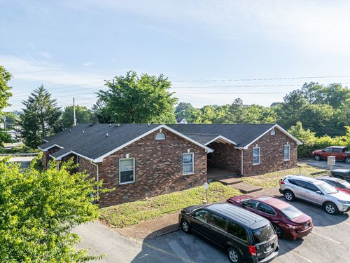 138 Hibiscus Dr, Ashland City, TN, 37015-1035 | Card Image