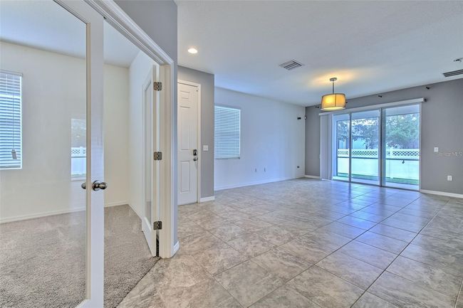 32829 Woodthrush Way, House other with 3 bedrooms, 2 bathrooms and null parking in WESLEY CHAPEL FL | Image 4