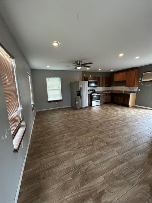 a-502 Avenue F, South Houston, TX, 77587-4313 | Card Image