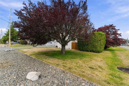 1 Sylvan Cres, Parksville, BC, V9P1H1 | Card Image