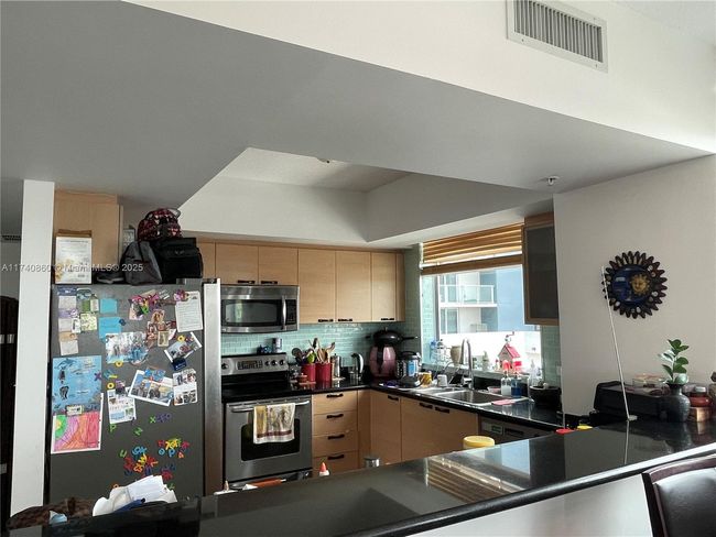 APT-501 - 140 S Dixie Hwy, Condo with 3 bedrooms, 2 bathrooms and null parking in Hollywood FL | Image 4