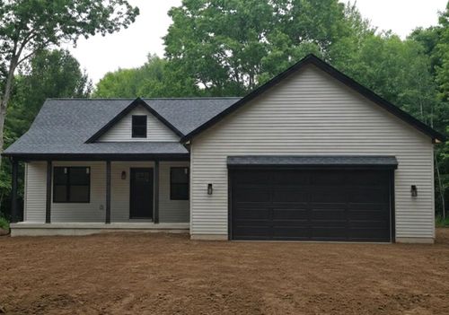 8240 2nd Ave, West Olive, MI, 49460-9604 | Card Image