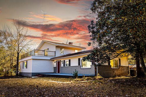 381 Fountain Lake Dr, Eutawville, SC, 29048-9473 | Card Image