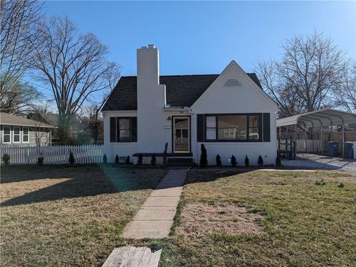 705 Nw 6th St, Bentonville, AR, 72712-4661 | Card Image