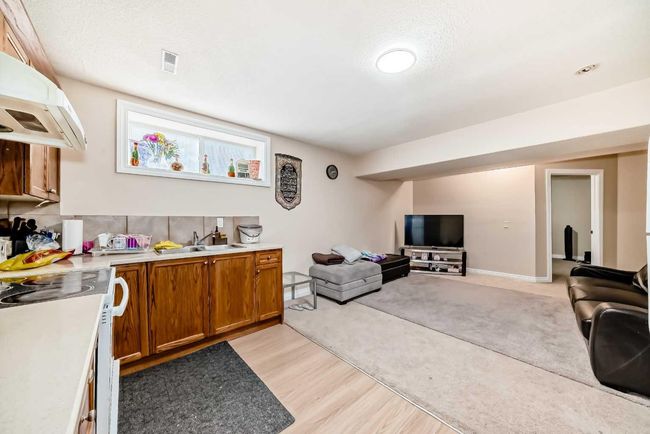 186 Saddleland Cres Ne, House other with 7 bedrooms, 4 bathrooms and 4 parking in Calgary AB | Image 38