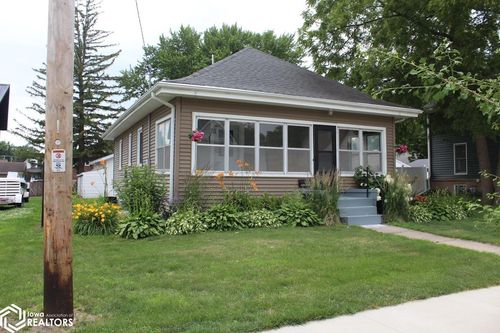 1013 Main Ave, Clear Lake, IA, 50428-1745 | Card Image