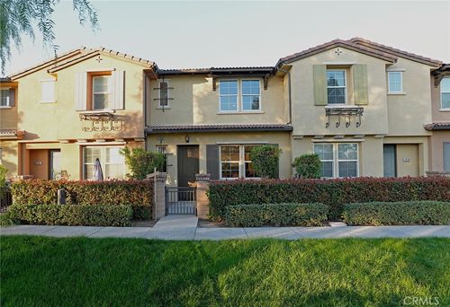 2908 E Via Fiano, Ontario, CA, 91764 | Card Image