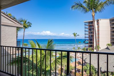 456 - 3445 Lower Honoapiilani Rd, Condo with 2 bedrooms, 2 bathrooms and null parking in Lahaina HI | Image 3