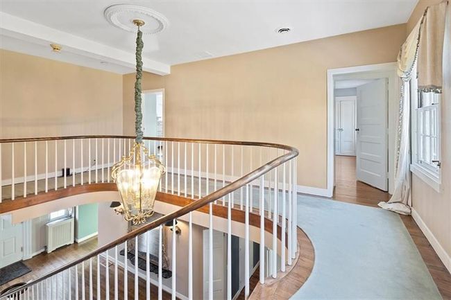 1800 Hassam Rd, House other with 4 bedrooms, 4 bathrooms and 4 parking in Coraopolis PA | Image 20