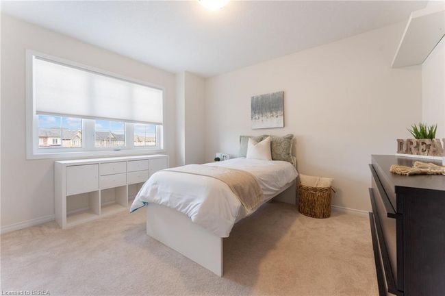 83 Munro Cir, House other with 4 bedrooms, 3 bathrooms and 4 parking in Brantford ON | Image 28