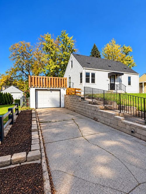 2057 Sherwood Ave, Saint Paul, MN, 55119-3234 | Card Image