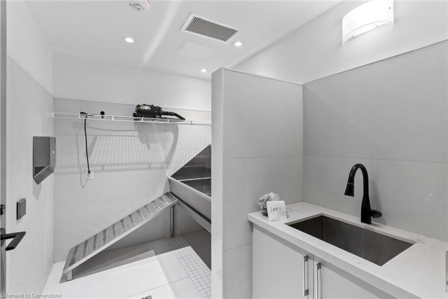 228 - 2450 Old Bronte Rd, House attached with 1 bedrooms, 1 bathrooms and 1 parking in Oakville ON | Image 28
