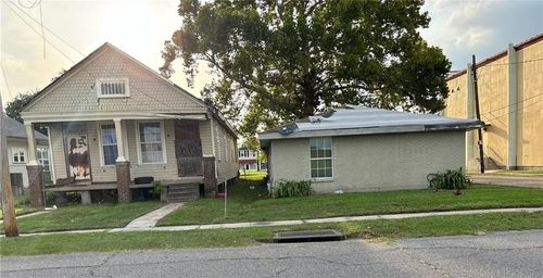 202 Avenue A, Westwego, LA, 70094-3641 | Card Image