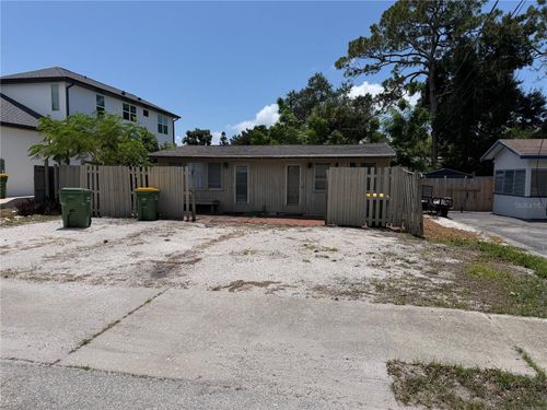 902 Highland St Street, SARASOTA, FL, 34234 | Card Image