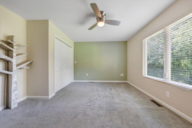 Upper Bedroom 2 | Image 10