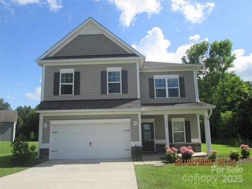 504 Stone River Pkwy, Mount Holly, NC, 28120-2469 | Card Image