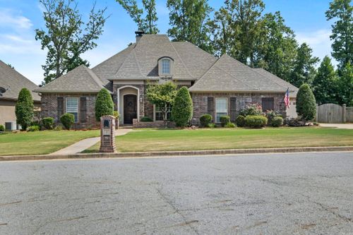 2 Cypress Valley Cv, Maumelle, AR, 72113-7639 | Card Image