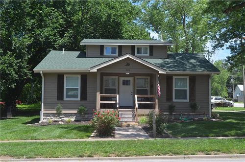 300 W Pine St, Butler, MO, 64730-1440 | Card Image