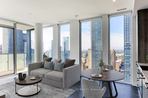 3402-28 Wellesley St E, Toronto, ON, M4Y0C4 | Card Image