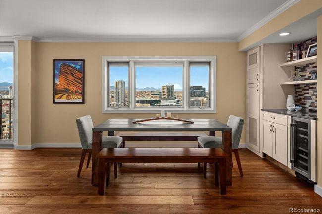 APT-1902 - 1551 Larimer St, Condo with 2 bedrooms, 2 bathrooms and 2 parking in Denver CO | Image 9