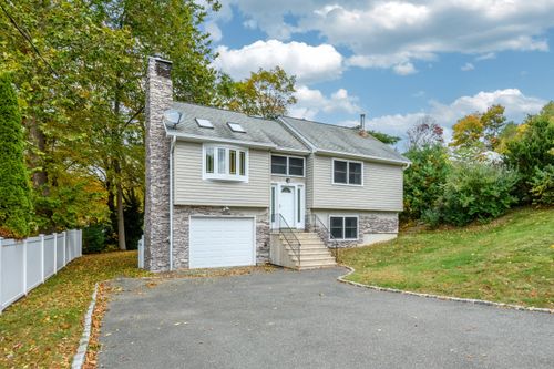 25 Noe Pl, Beacon Falls, CT, 06403-1308 | Card Image