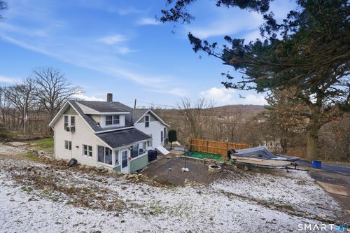 17 Spruce St, Vernon, CT, 06066-3709 | Card Image