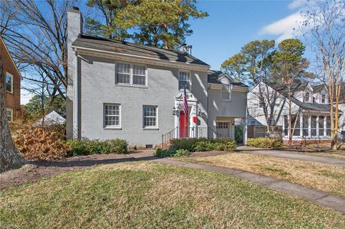 21 Brandon Rd, Newport News, VA, 23601-3944 | Card Image