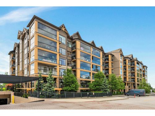 224-8157 207 St, Langley, BC, V2Y0V3 | Card Image