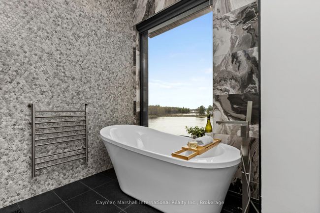 47b George Hunt Memorial Dr, House other with 5 bedrooms, 5 bathrooms and 10 parking in McDougall ON | Image 21