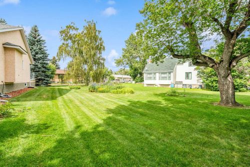 2504 19 St, Nanton, AB, T0L1R0 | Card Image