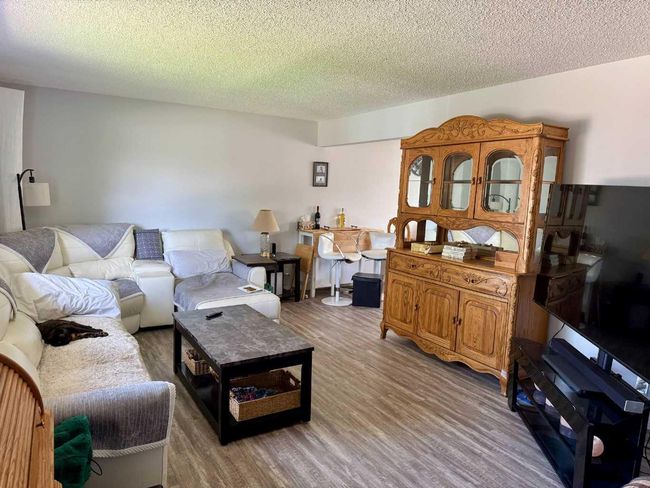4809 45 Street, House other with 4 bedrooms, 2 bathrooms and 4 parking in Olds AB | Image 5