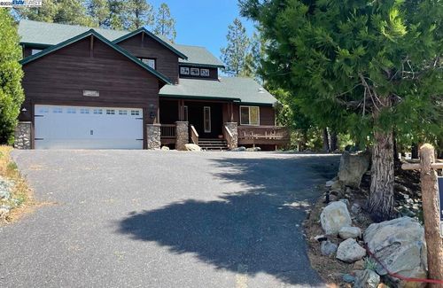 272 Bull Wacker Run, Arnold, CA, 95223-7113 | Card Image