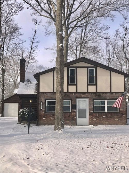 3298 Greenway Rd, Grand Island, NY, 14072-1013 | Card Image