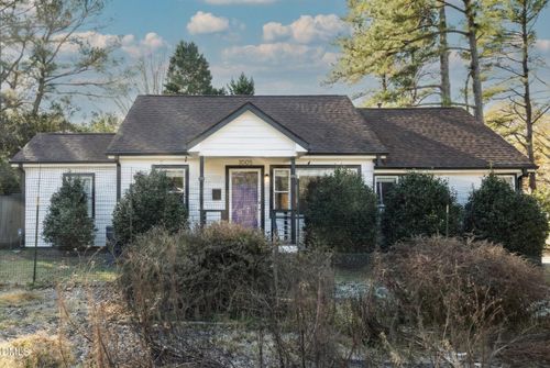 1005 W Main St, Carrboro, NC, 27510-1508 | Card Image