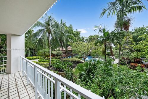 apt-412-2000 Towerside Ter, Miami, FL, 33138-2223 | Card Image