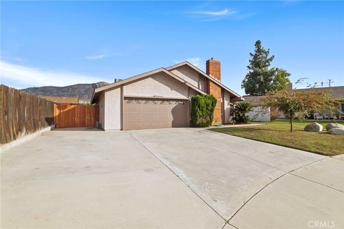 12661 Thomas Ct, Grand Terrace, CA, 92313-5950 | Card Image