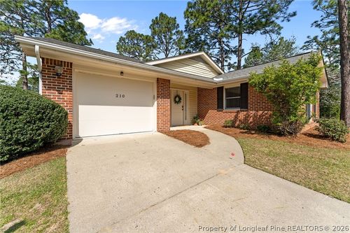 210 Pinehurst Trace Dr, Pinehurst, NC, 28374-8118 | Card Image