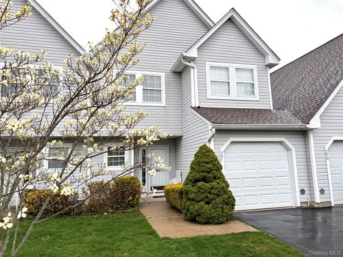 297 Erik Drive, Brookhaven, NY, 11733 | Card Image