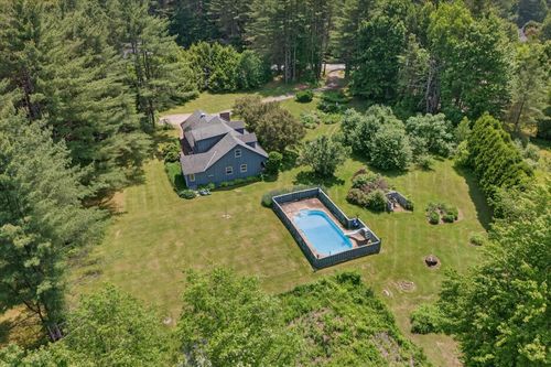 247 Meadowcrest Dr, North Clarendon, VT, 05759-9324 | Card Image