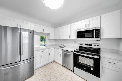 apt-208m-8320 Sands Point Blvd, Tamarac, FL, 33321-3820 | Card Image